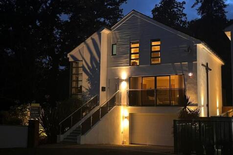 Brownsea View Avenue, Lilliput, BH14 photo 4