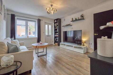 Lounge to Front