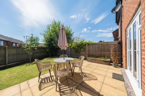 22 Firecrest Way-028.jpg