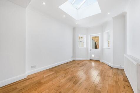 GFF 20 Kingswood Road-3.jpg