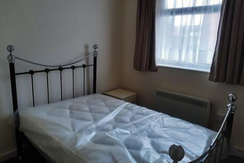 Knoll Close, Burntwood, Staffordshire, WS7 photo 4