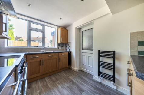 Woodlands Road, Cookley, Kidderminster photo 4