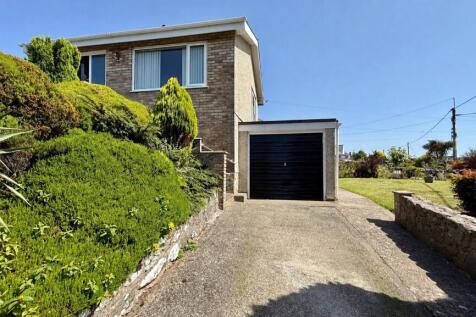driveway &amp; garage