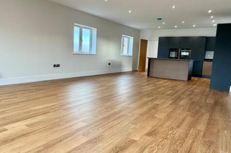 Kitching/Dining Area