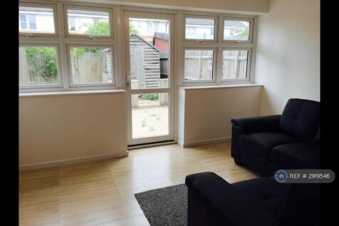 Ivy Court, London, SE16 photo 5