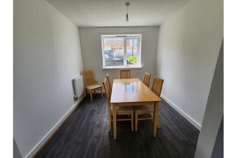 Taunton Road, Bridgwater, TA6 photo 3
