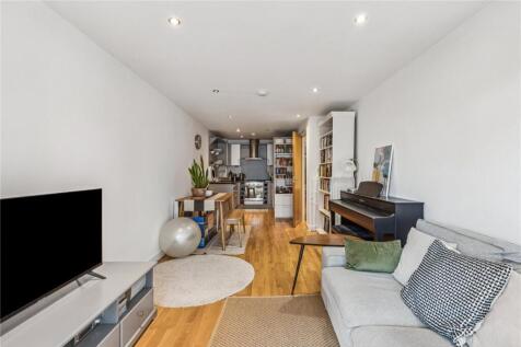 2 bed, 2 bath Apartment in cardiff - Photo 8