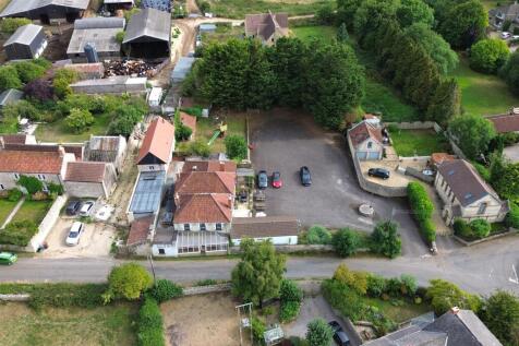 Pub and Land in Clapton in Radstock (3).JPG