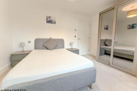 Double Bedroom with a fitted wardrobe