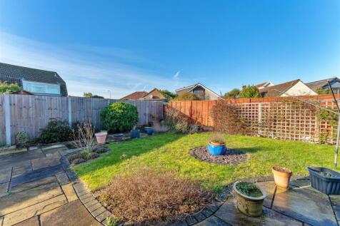 1 Raven Close-United Kingdom-44.jpg