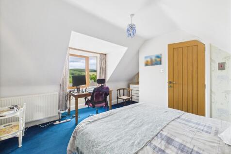 CAM03481G0-PR0104-STILL063