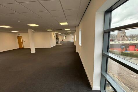 Office to rent Image 3