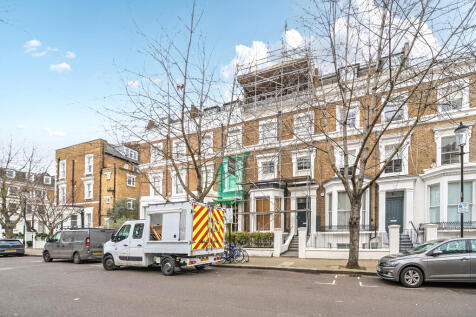 Flat 1, 28 Lower Addison Gardens, Holland Park, London, W14 8BQ