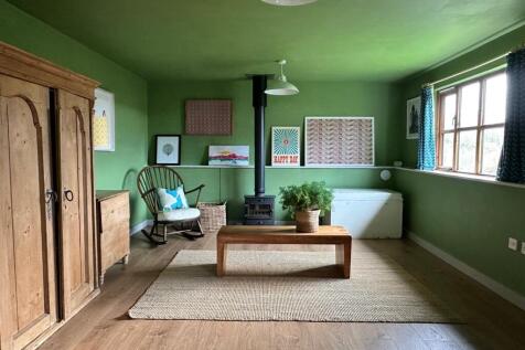 Rec room green.jpeg