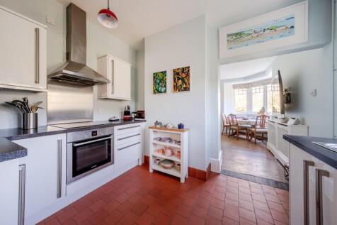 Kitchen.jpg