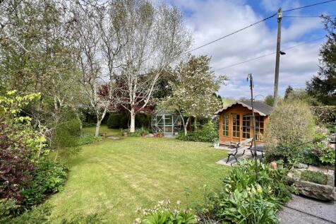 Kirkmulloch, 1 Wayside, Dalry - Williamson and Hen