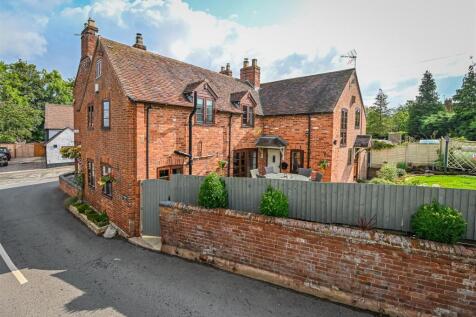 The Hideaway 13 High Street-28.jpg