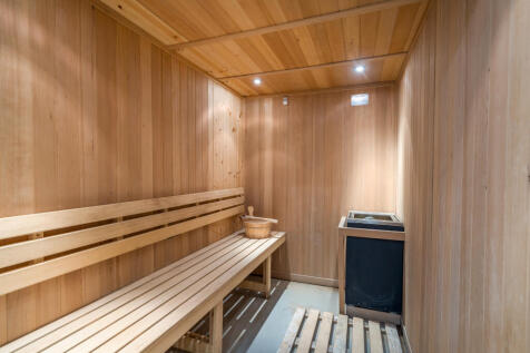 1344036-48-68b1a6f0ec8af-ARW