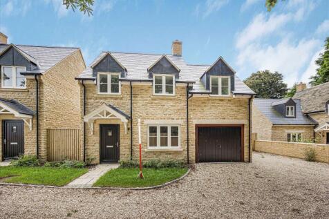 Chipping Norton, OX7 - property photo