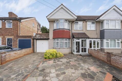 Uxbridge, UB10 - property photo