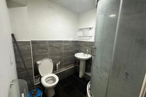 Church Street, Leamington Spa, Warwickshire, CV31 photo 5