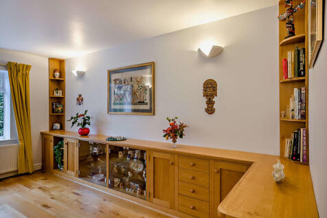 8636499-interior0...