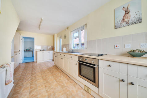 1360764-12-68dcf3...