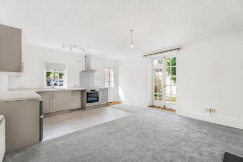 Kitchen/Reception