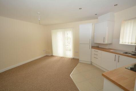 Open Plan Lounge/ Kitchen