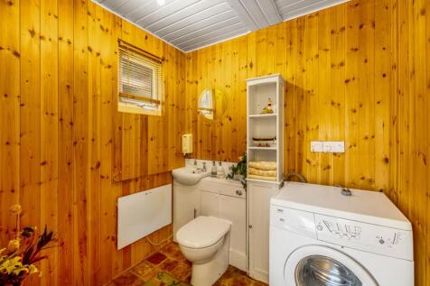 11 Balmoral Avenue (Spalding)-23