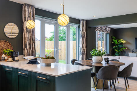 Redrow - The Hampstead - Kitchenfamily  - 71324