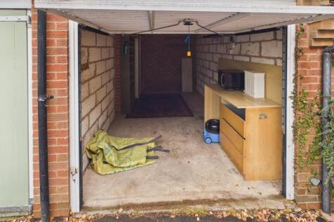garage.jpg