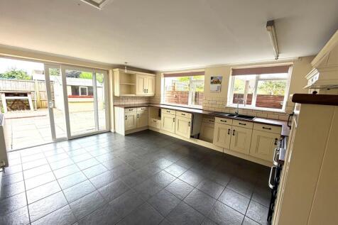 Bowbridge Lane, Bottesford, NG13 photo 3