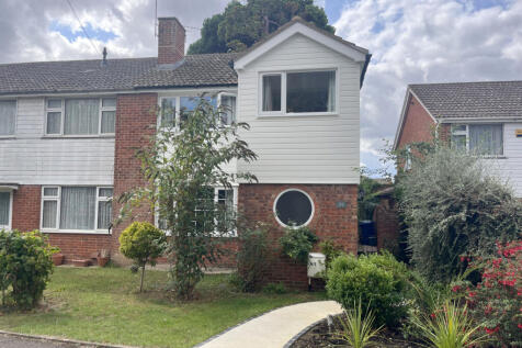 3 Bedroom Extended Semi Detached House for Sale
