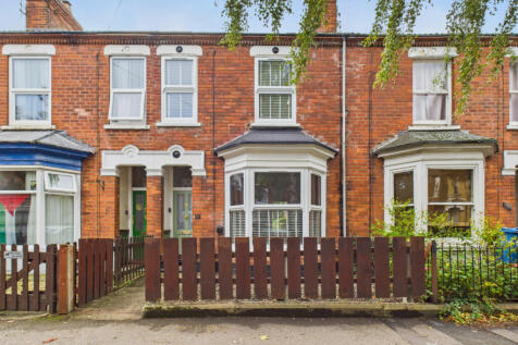 3 Bedroom Terraced for Sale