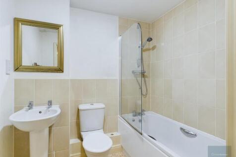 CAM02540G0-PR0095-ST