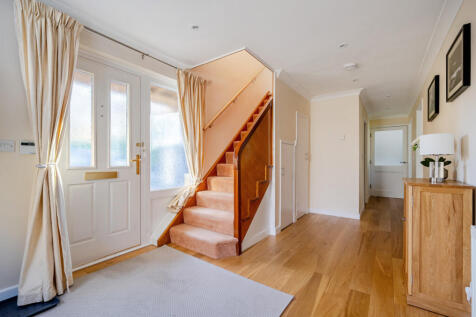 1384608-3-69203f2...