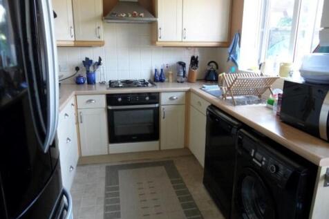 Lambourn Drive, Luton, LU2 photo 3