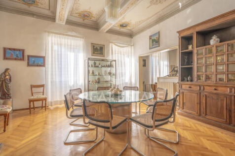 Interno