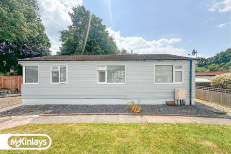 2 Bedroom Park Home for Sale