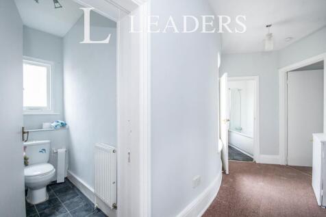 Hallway / W/C