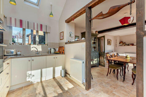 8622708-interior2...