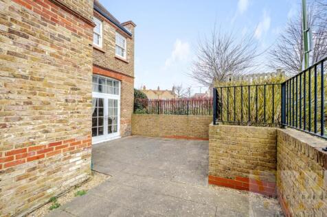 Shoreham-by-sea, BN43 - property photo