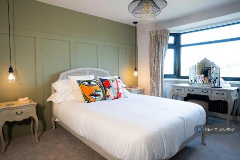 Bedroom 4 With Ensuite 