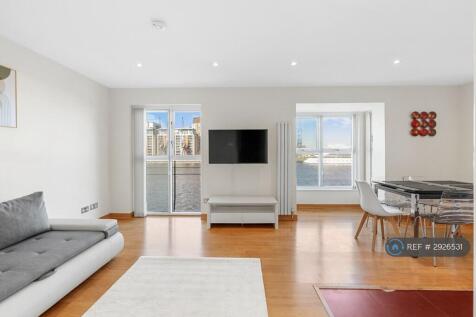 Living Room/Kitchen