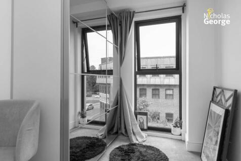 The High Street 15 flat 9 B&amp;W.jpg