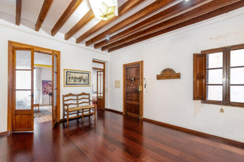 Entrance area