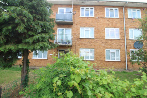 This Spacious two bedroom in a small block with a
