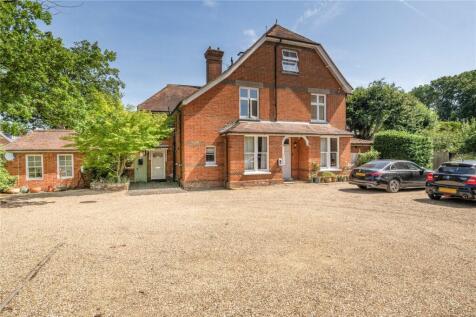 Click to visit Rightmove listing