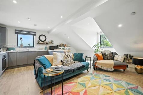 Reception/Kitchen/Diner